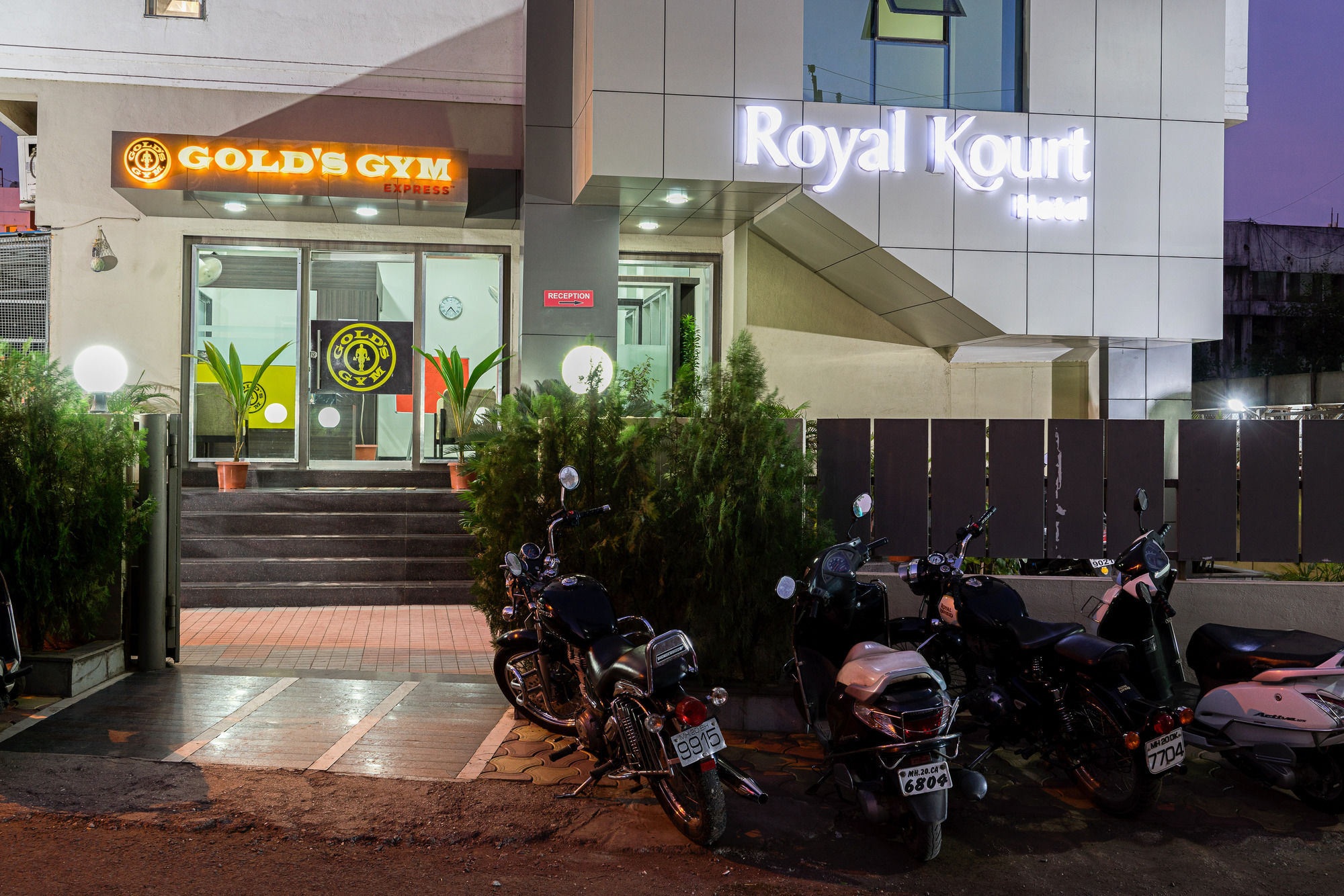 Hotel Treebo Trend Royal Kourt Aurangabad Extérieur photo